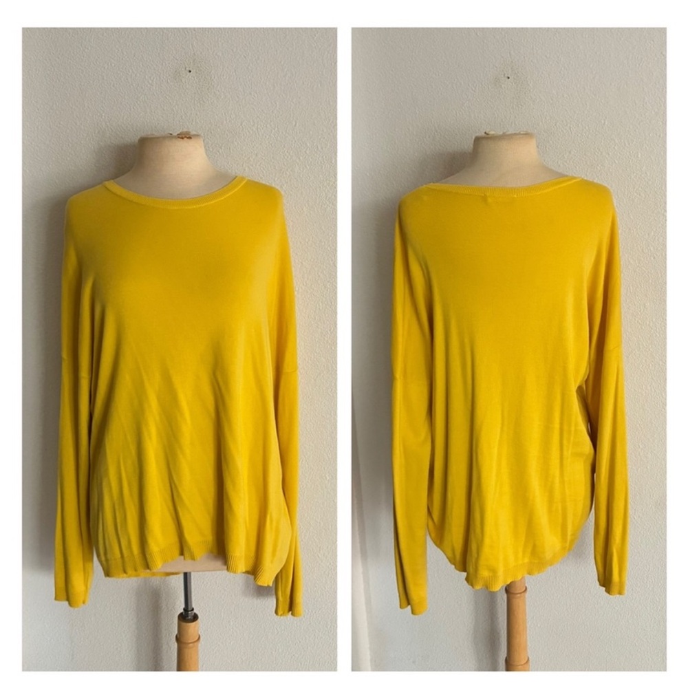 United Colors of Benetton yellow sweater